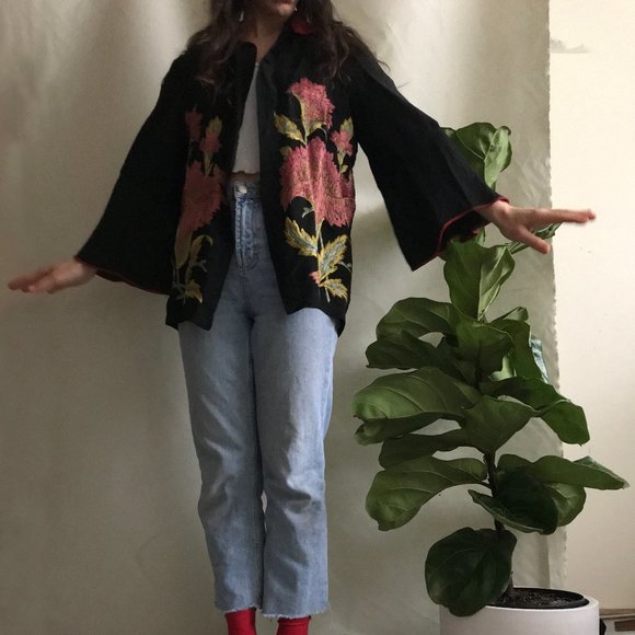 One of a kind vintage silk jacket - Picture 1 of 2